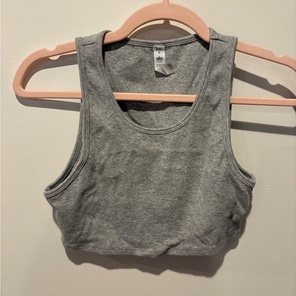 ALO Yoga Gray Fitted Crop Tank Top